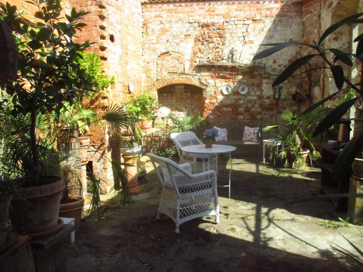 Gartenzimmer Im Schloss Neuhausen Neuhausen  ภายนอก รูปภาพ
