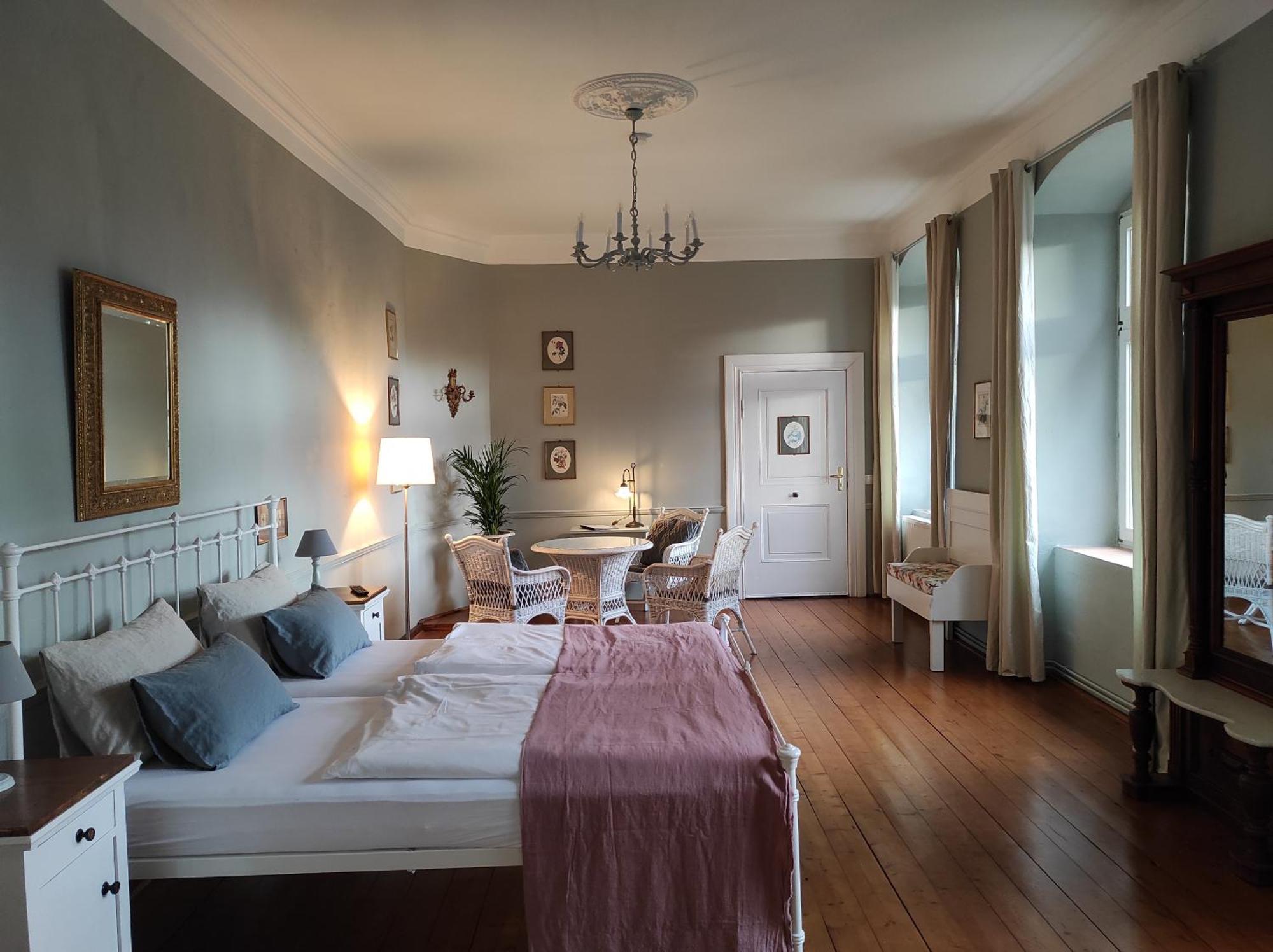 Gartenzimmer Im Schloss Neuhausen Neuhausen  ภายนอก รูปภาพ
